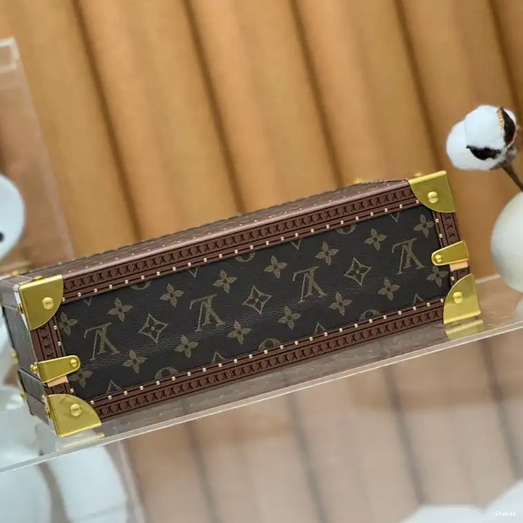 Bags LV 2411YA0170 0807